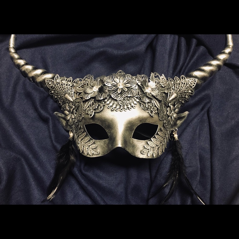 Masquerade mask